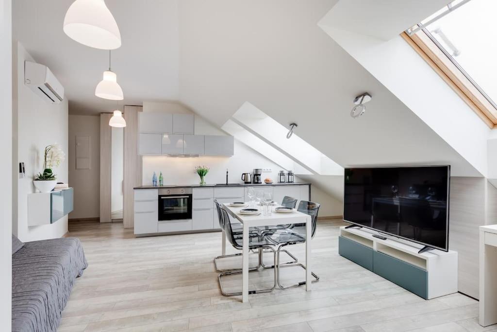 Modern & New Place Next To Wawel Castle & Vistula Краков Экстерьер фото